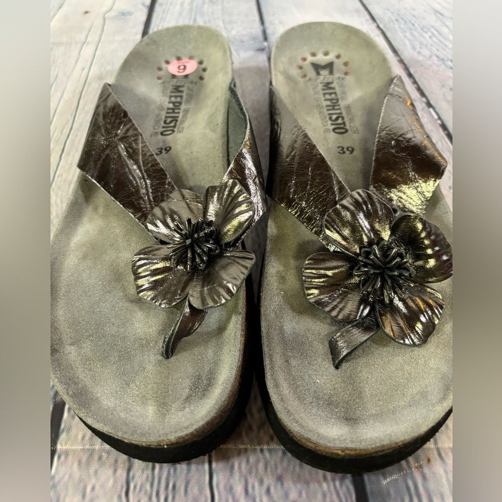Mephisto Violette Black Metallic Leather Boho Beach Flower Thong Sandals 9